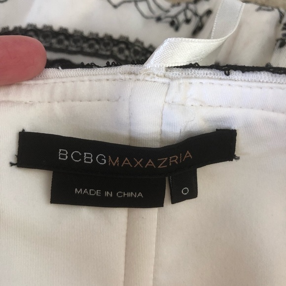 BCBGMaxAzria dress EUC size 0 - Picture 4 of 4